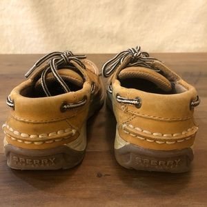 Sperry size 11
